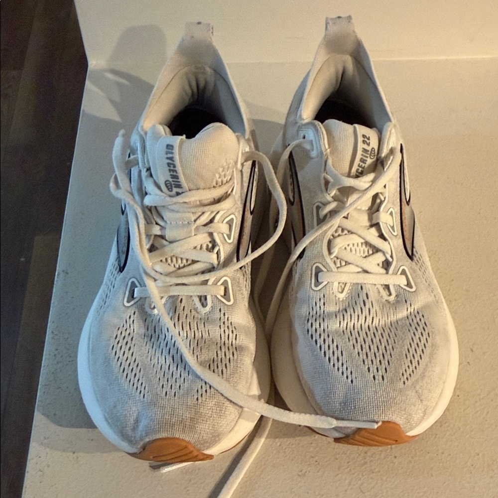 Brooks White Glycerin Running Shoes